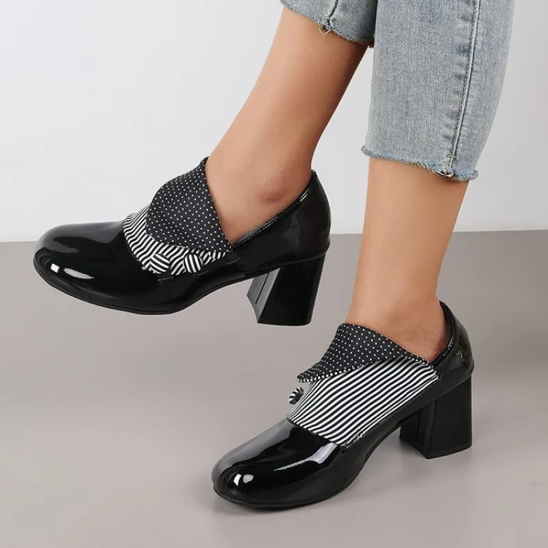 Sepatu Hak Blok Wanita Vintage - Vintage Slip Dress ulasan dan harga