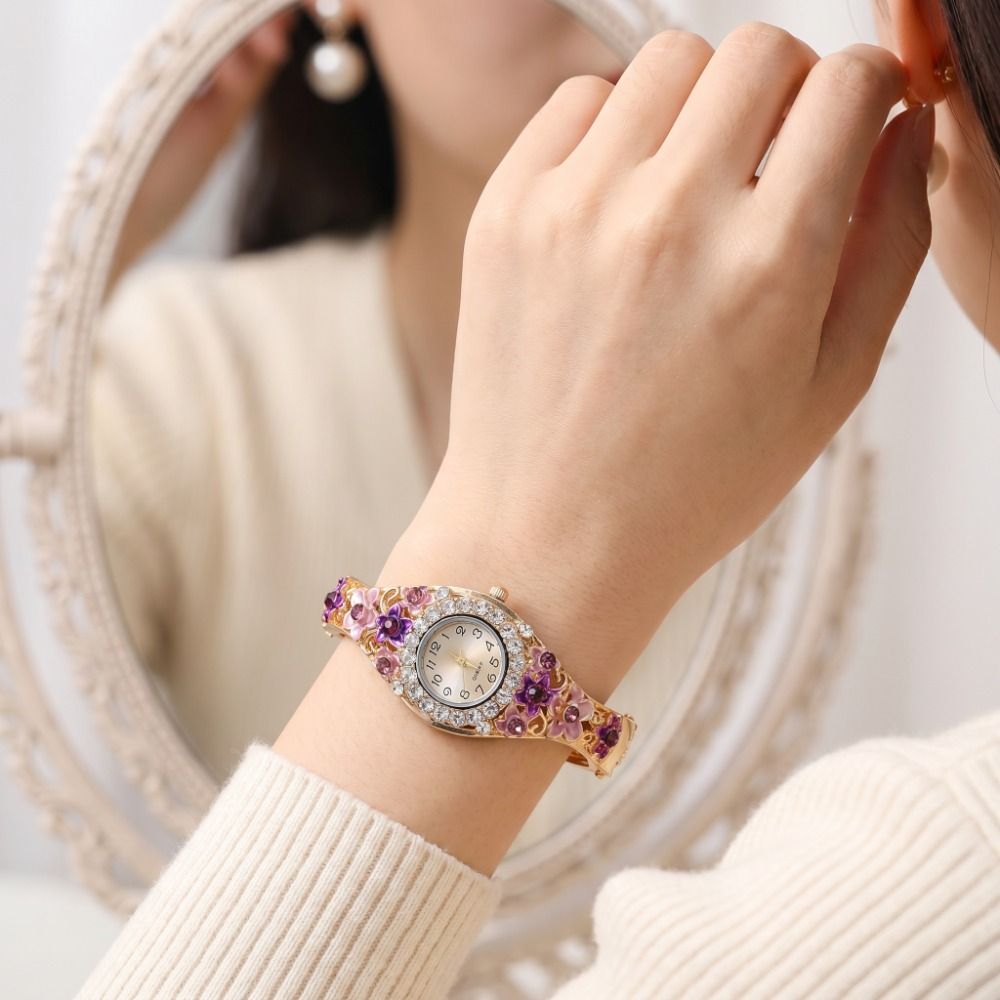 Jam Tangan Vintage Kaya Aksen  - Vintage Fashion Week ulasan dan harga