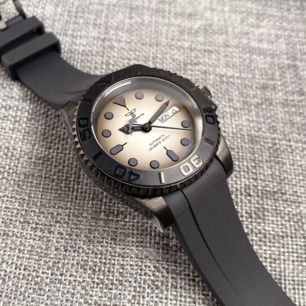 Tandorio gelang karet tampilan - Vintage Fashion Week ulasan dan harga